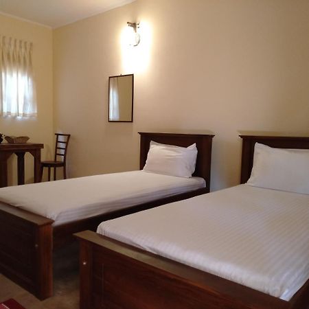 New Sanmi Resort Malabe Exteriör bild