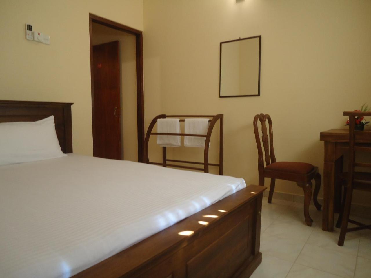 New Sanmi Resort Malabe Exteriör bild