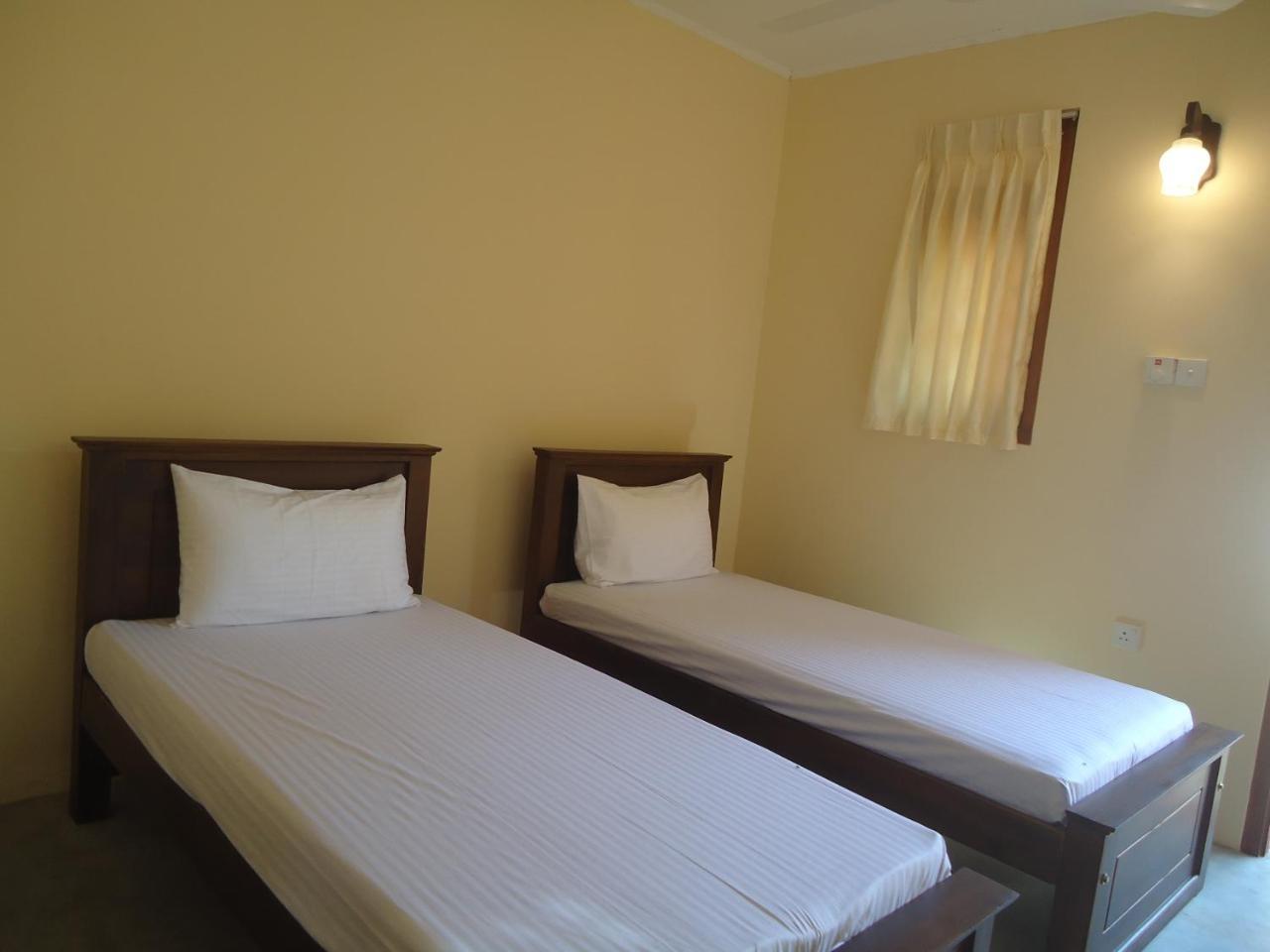 New Sanmi Resort Malabe Exteriör bild