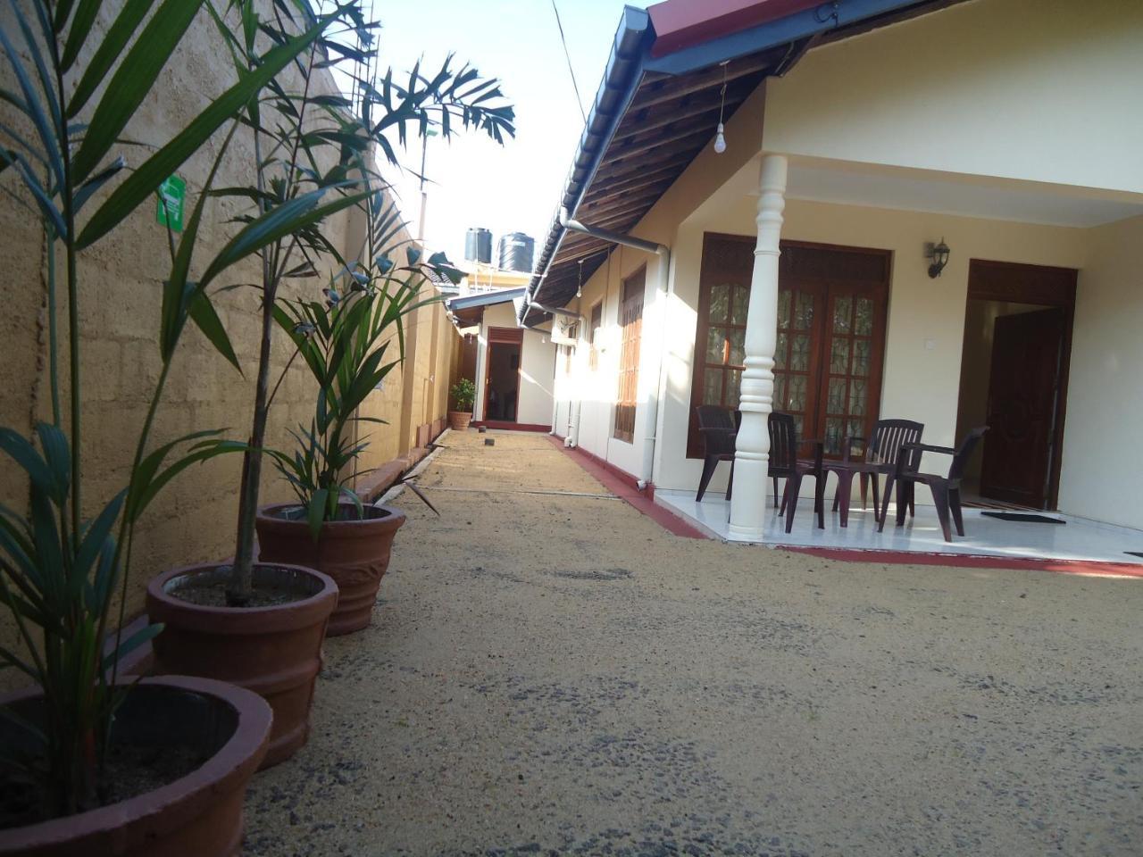 New Sanmi Resort Malabe Exteriör bild