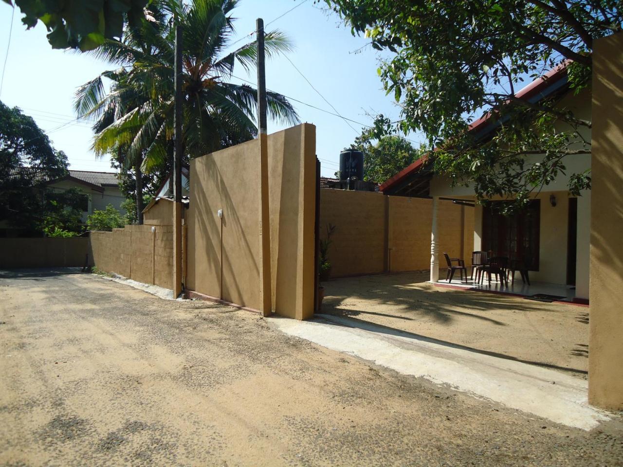 New Sanmi Resort Malabe Exteriör bild